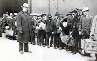 Ellis Island - Immigrants