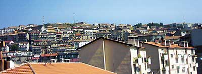 Veduta di San Giovanni in Fiore moderna : Gaetano MASCARO, copyright 2003